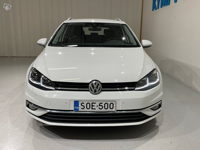 Volkswagen Golf 8