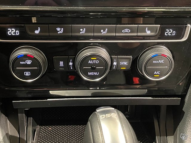 Volkswagen Golf 20