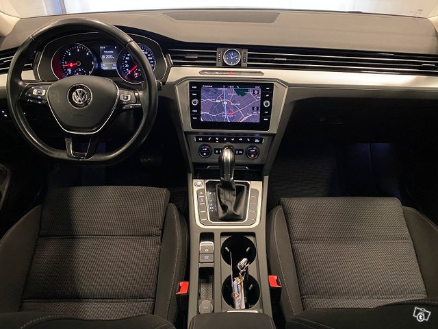 Volkswagen Passat 11