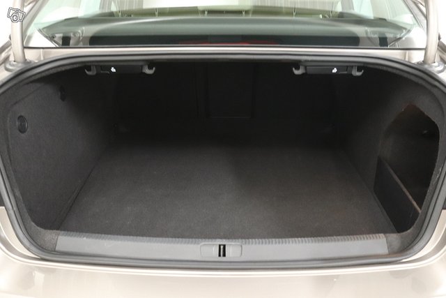 Volkswagen Passat 19