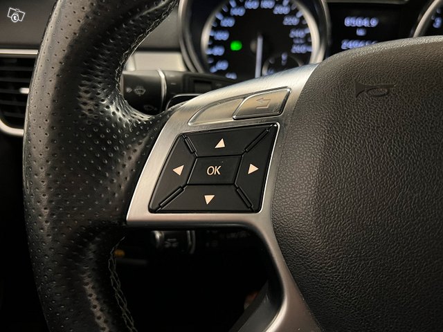 Mercedes-Benz ML 18