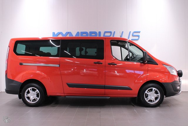 Ford Tourneo Custom 3