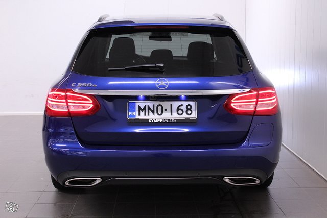 Mercedes-Benz C 9