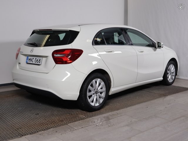 Mercedes-Benz A 5