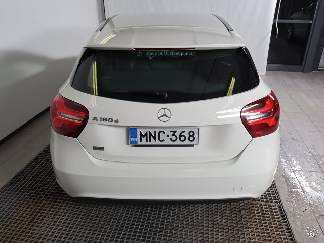 Mercedes-Benz A 6