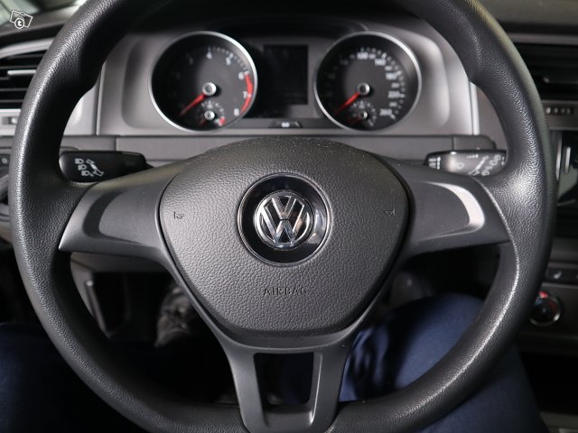 Volkswagen GOLF 11