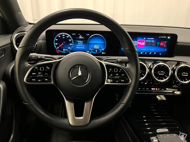 Mercedes-Benz A 12