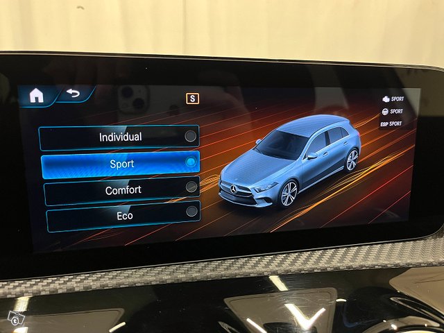 Mercedes-Benz A 22