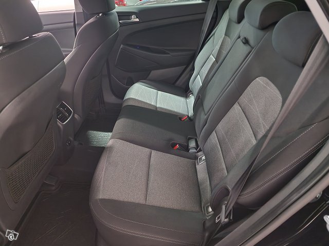 Hyundai TUCSON 18