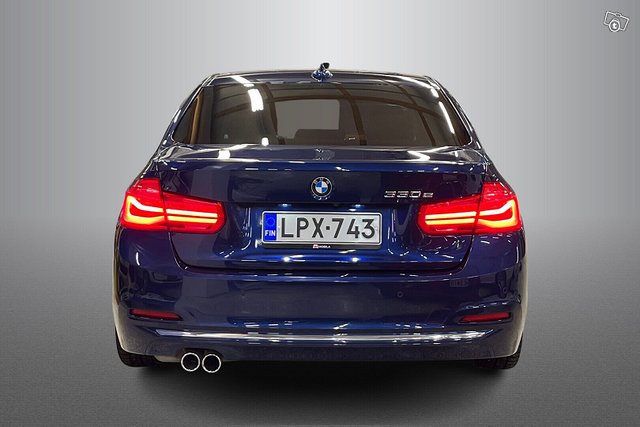 BMW 3-SARJA 4