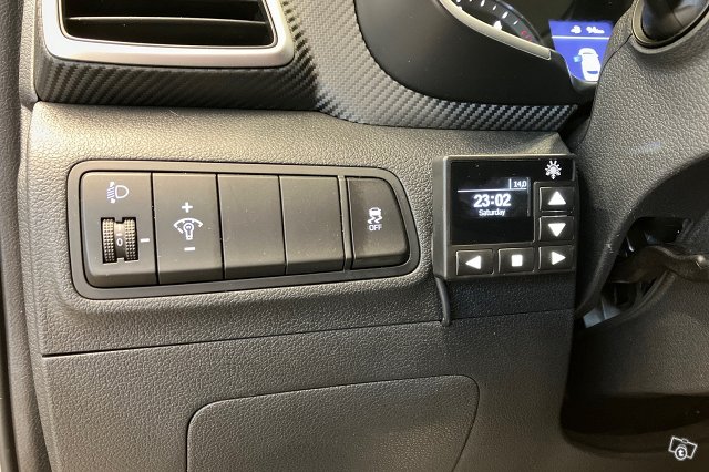 Hyundai TUCSON 13