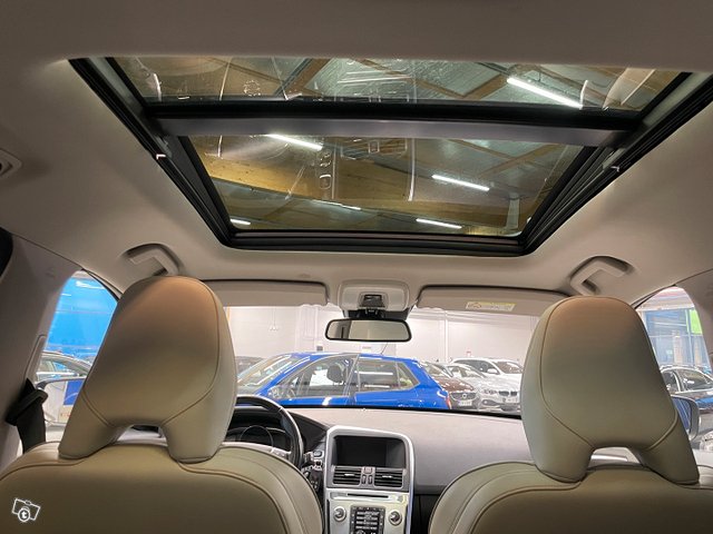 Volvo XC60 22