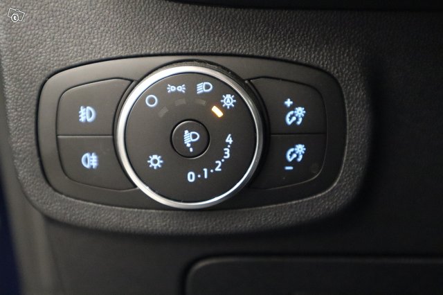 Ford FIESTA 16