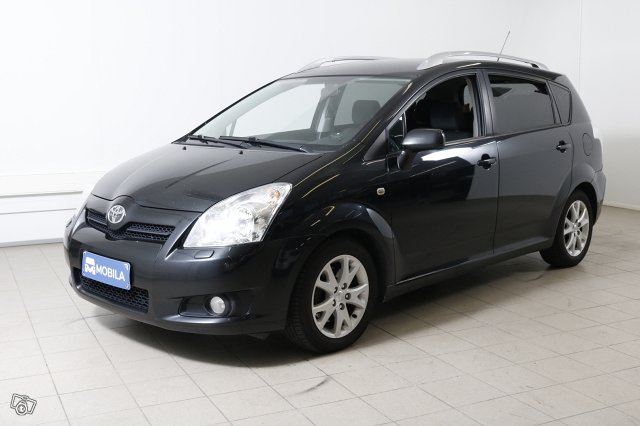 Toyota COROLLA VERSO