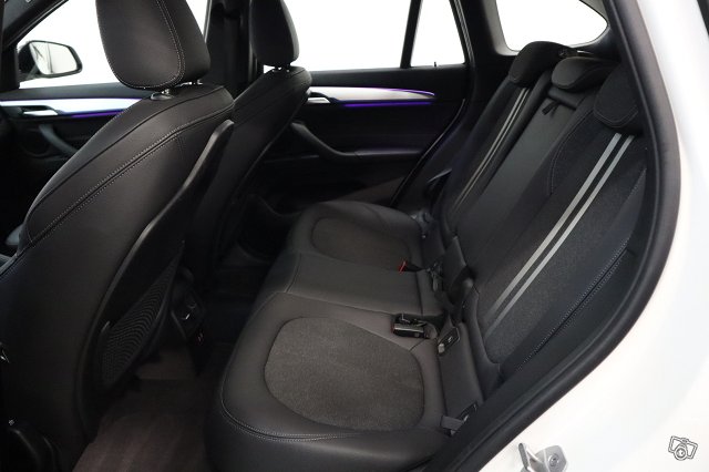BMW X1 9