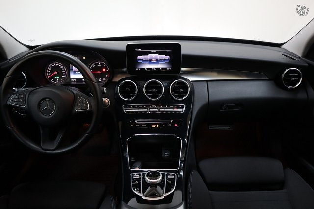 Mercedes-Benz C 17