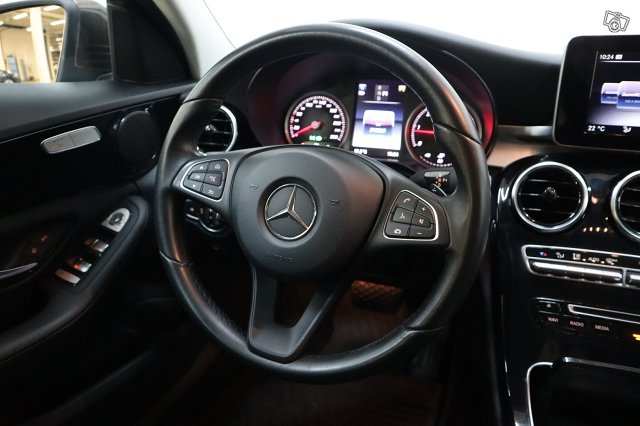 Mercedes-Benz C 18