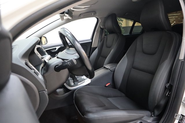 Volvo S60 10
