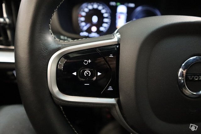 Volvo S60 19