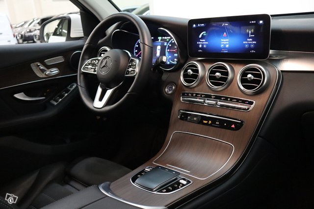 Mercedes-Benz GLC 18