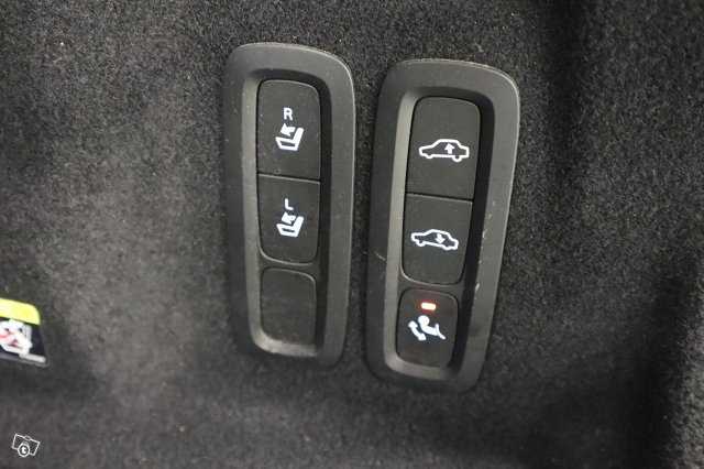 Volvo XC60 20