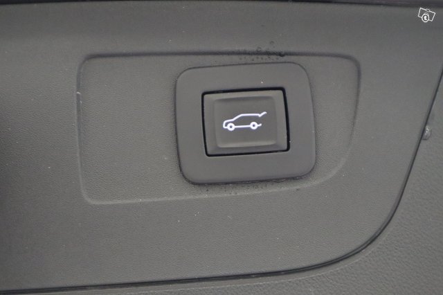Opel INSIGNIA 18