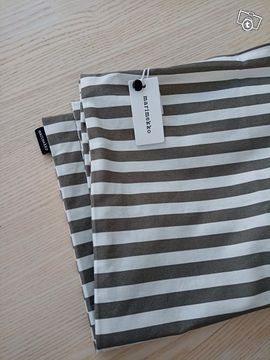 Marimekko tasaraita tyynynpäällinen, ...