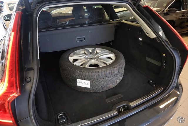 Volvo V90 15