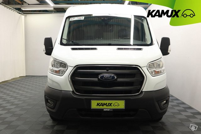 Ford Transit 8