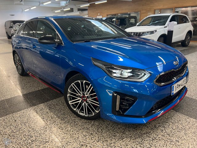 Kia ProCeed