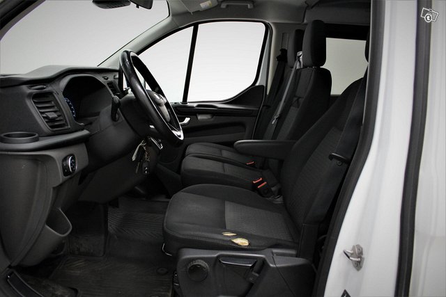 Ford Transit Custom 7