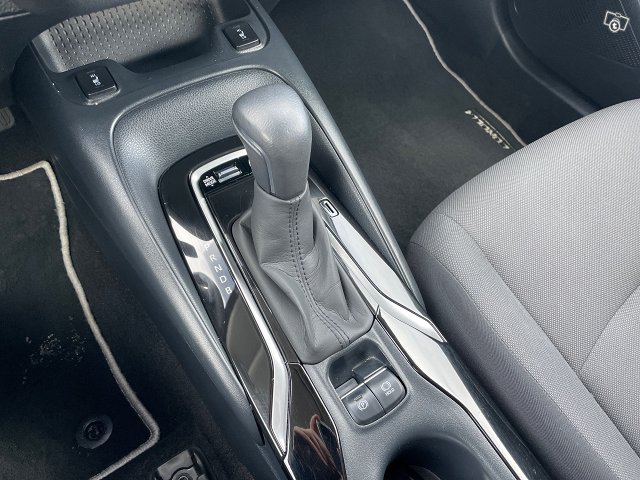 TOYOTA COROLLA 21
