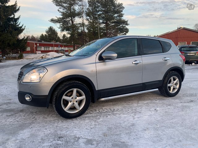 Nissan Qashqai+2