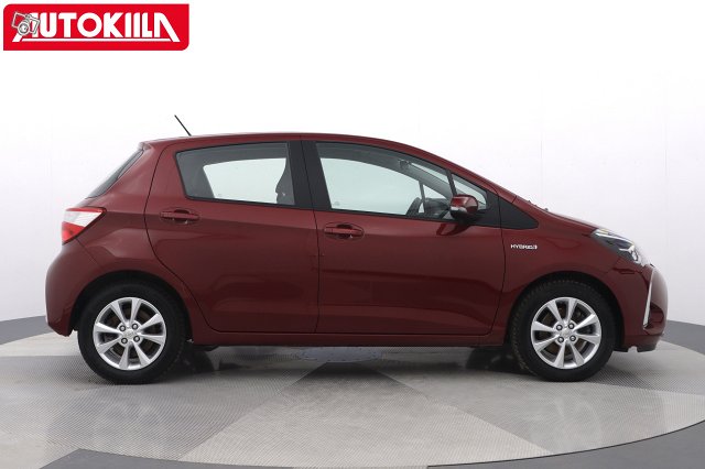 TOYOTA YARIS 6