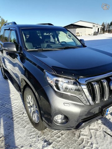 Toyota Land Cruiser 6