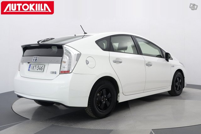 TOYOTA Prius PHEV 5