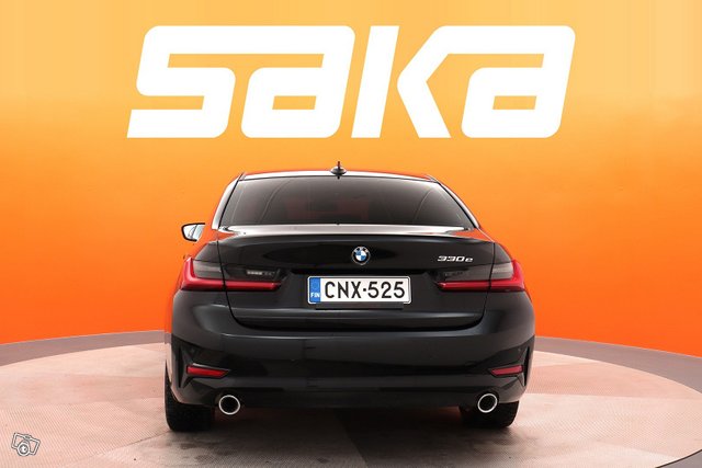 BMW 330 7