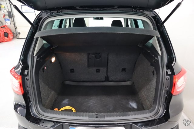 Volkswagen Tiguan 16