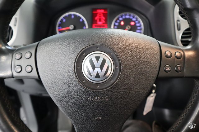 Volkswagen Tiguan 25