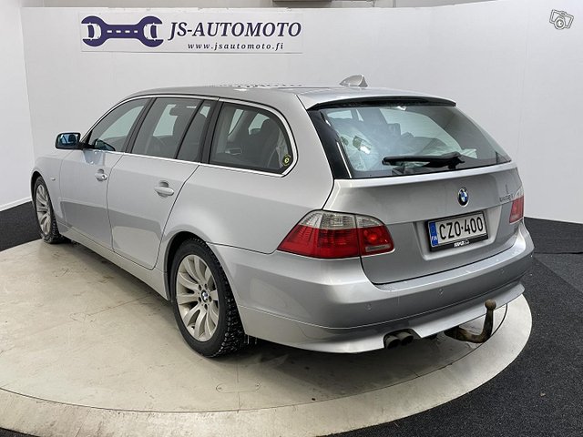 BMW 523 4