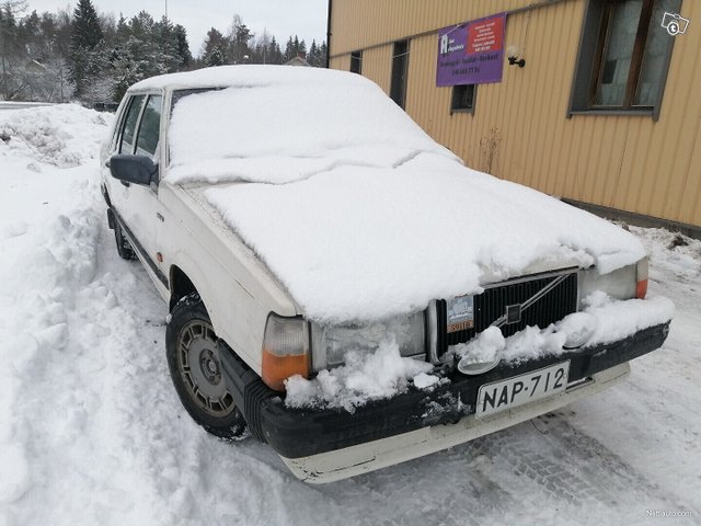 Volvo 740 1