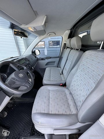 Volkswagen Transporter 13