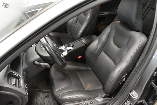 Volvo V60 21