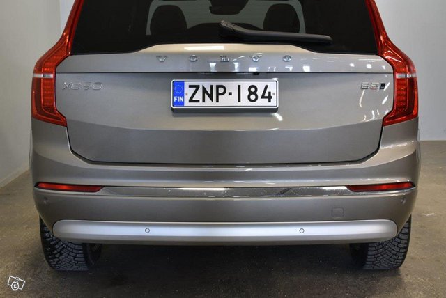 Volvo XC90 4