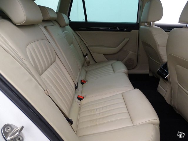 Skoda Superb 17