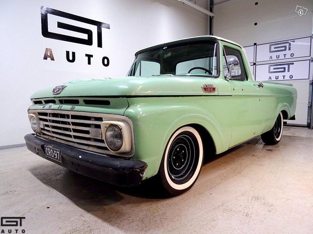 Ford F100 1