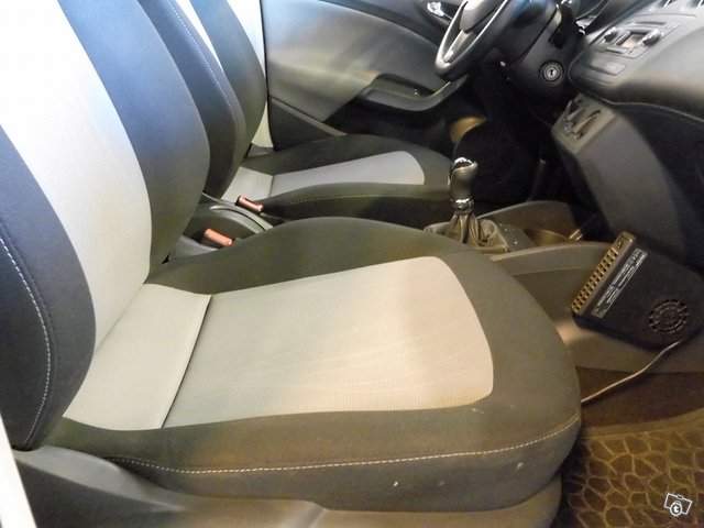 Seat Ibiza ST 8