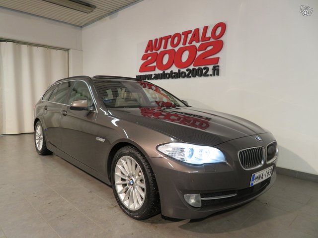 BMW 530