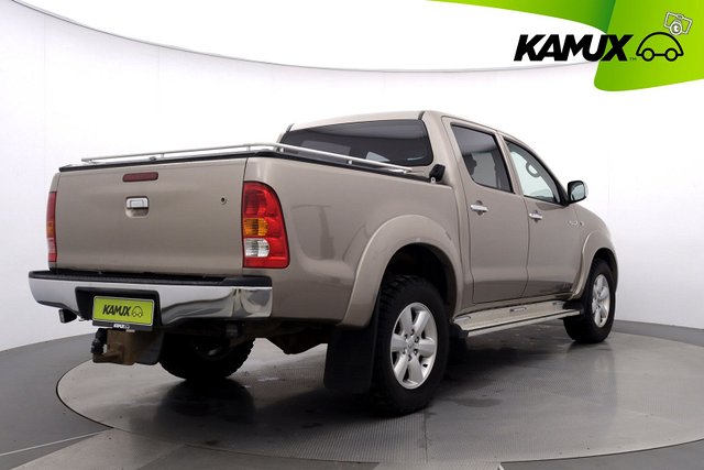 Toyota Hilux 4