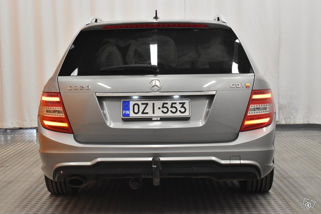 Mercedes-Benz C 7